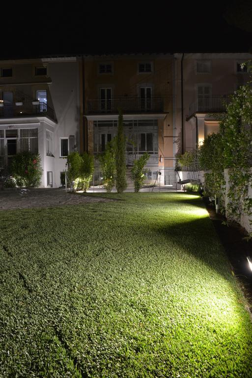 شقة Residenza Cece' ليكو المظهر الخارجي الصورة